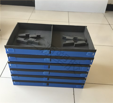 EVA中空板内衬刀卡