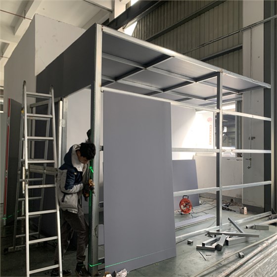 蜂窝板搭建房子