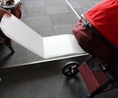 婴儿车靠背板用中空板合适吗?-汇源塑胶