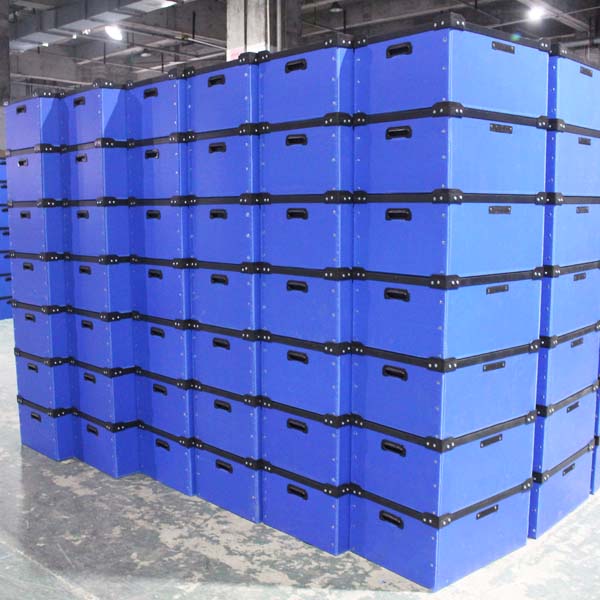 产品包装承重不足易变形？中空板箱稳固结构，堆叠安全有保障